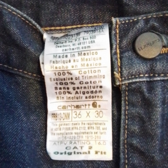 Carhartt Cat 2 Men's Work Jeans NWOT, Never Worn. 36X30 - Picture 3 of 3